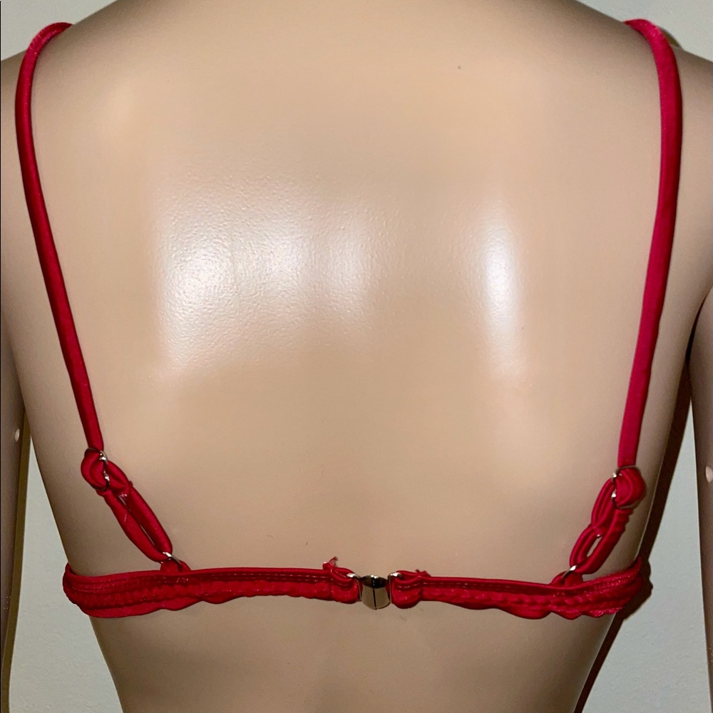 Bikini - Picture 5 of 7